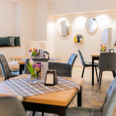Hotel *** Nat Wisla Ngoại thất bức ảnh