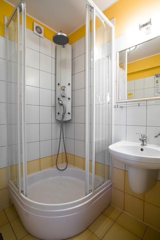Hotel *** Nat Wisla Phòng bức ảnh